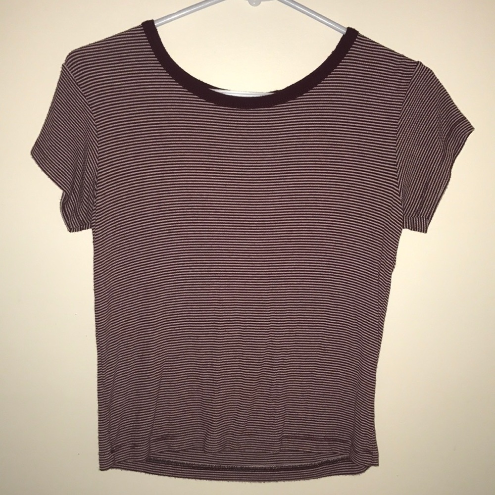 BRANDY MELVILLE T SHIRT